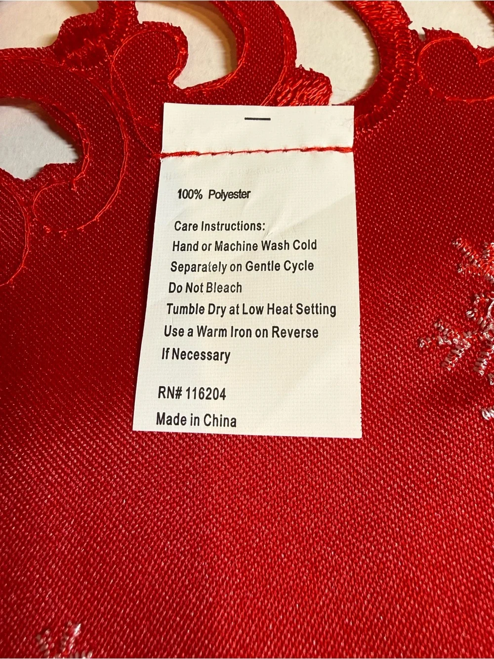 Christmas Embroidered Snowman Cutwork Placemats, set of 4, red, beautiful